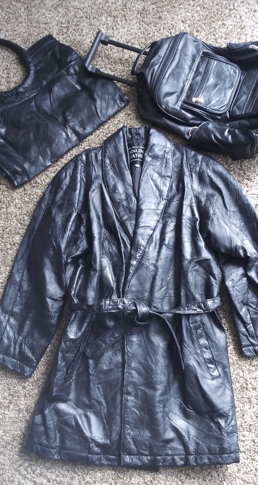 NAVARRE Genuine Leather Trio Set